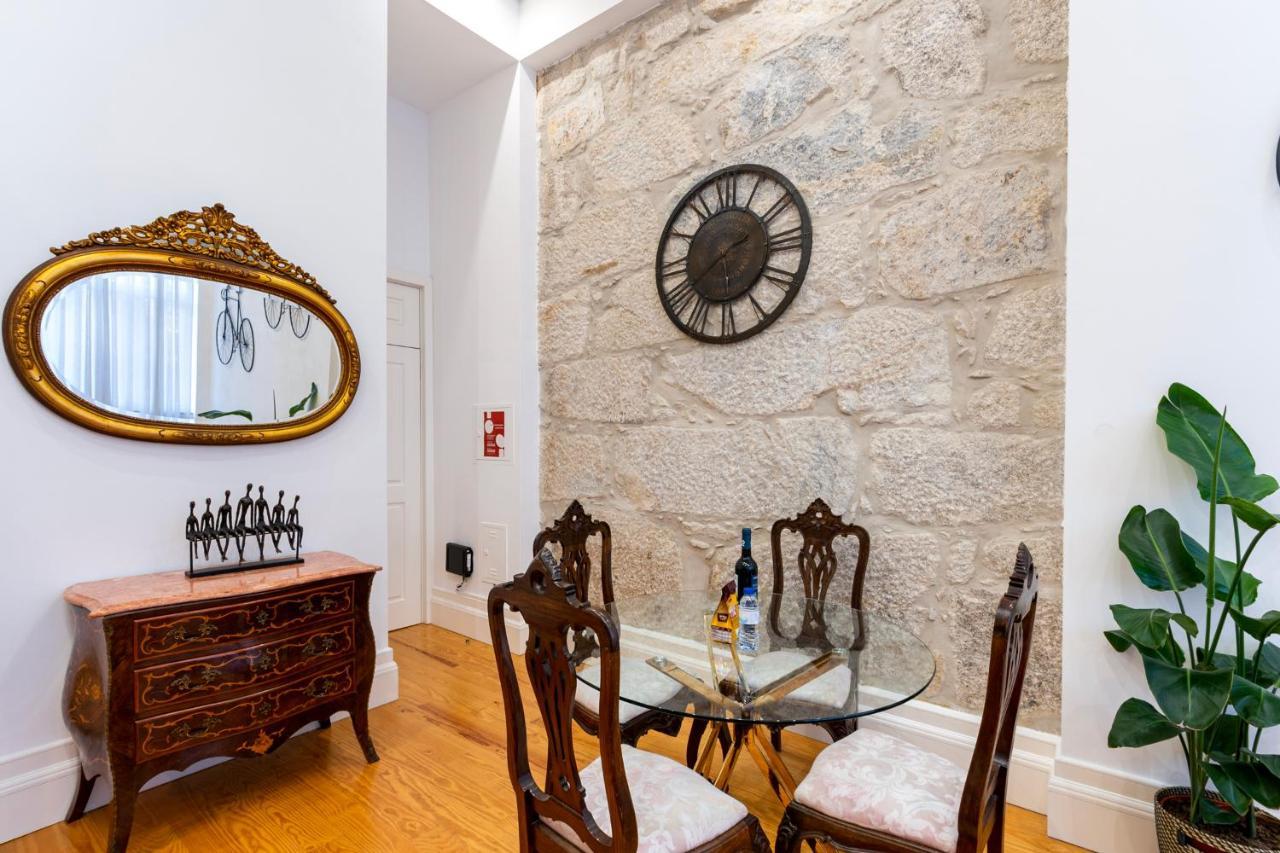City Center Modern Apartment In بورتو المظهر الخارجي الصورة