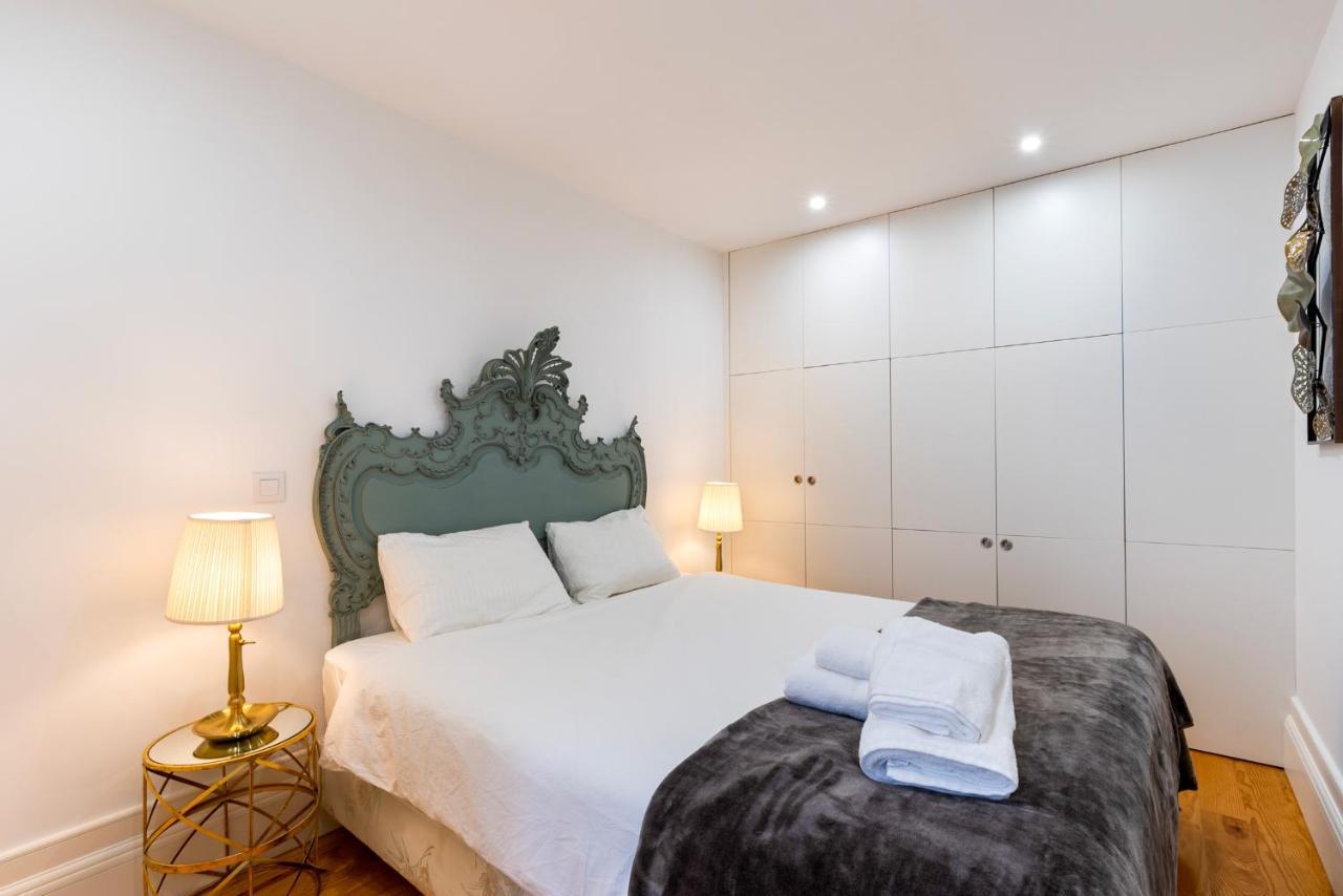City Center Modern Apartment In بورتو المظهر الخارجي الصورة