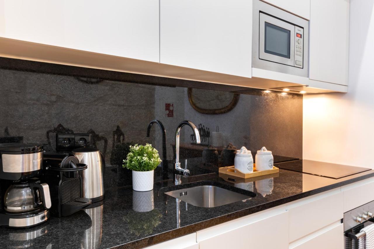 City Center Modern Apartment In بورتو المظهر الخارجي الصورة